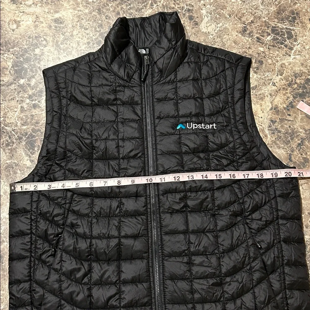 The North Face Thermoball Puffer Vest Black Men’s Small